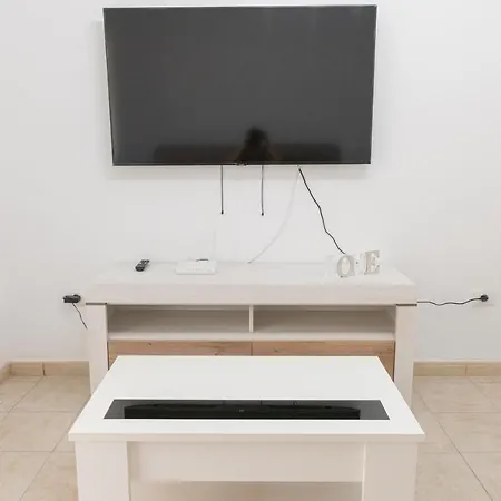 Iki White Playa La Arena