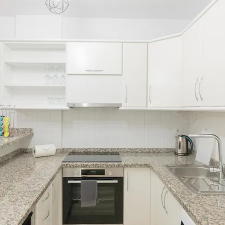 Iki White Playa La Arena Apartment Puerto de Santiago (Tenerife)